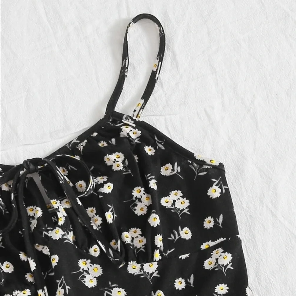 NWT SHEIN: XS Black Floral Tie Up Strap Romper - Picture 7 of 10